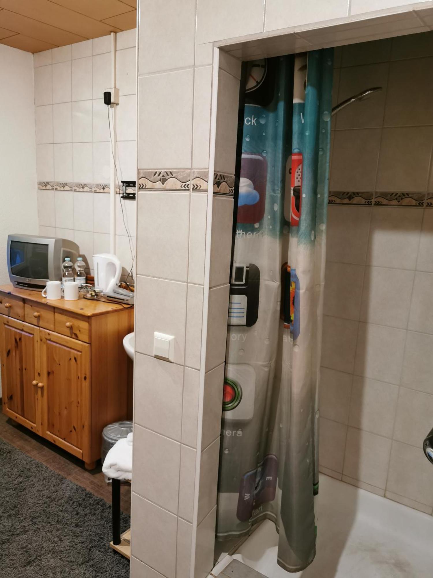 See Lord Hotel Kaiserslautern Pokoj fotografie